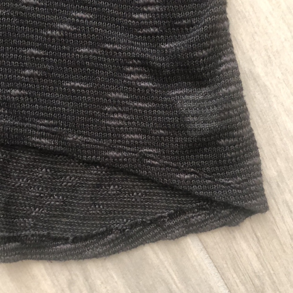 Nwot Turtleneck Lightweight Top - image 4